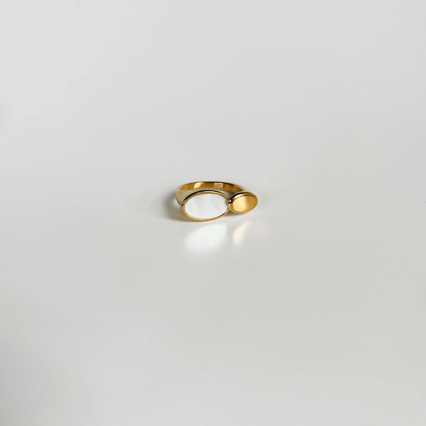 The Chloe Ring (Anti-tarnish)