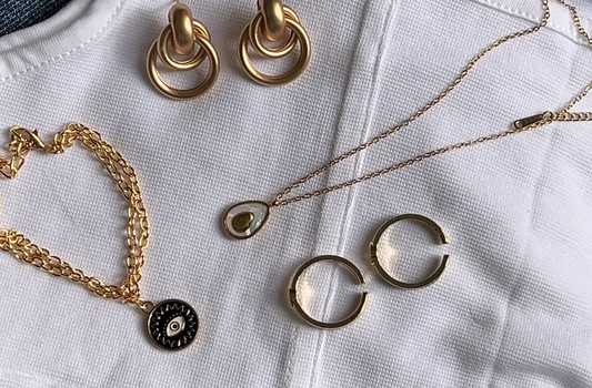 Jewelry Styling Tips