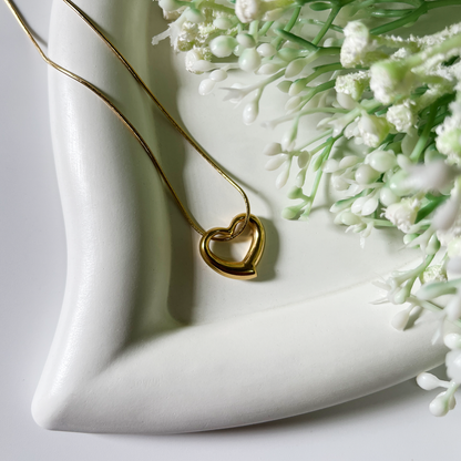 The Bella Necklace (Anti-tarnish)