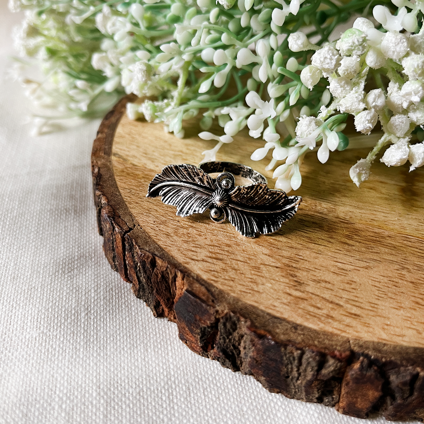 The Kriti Oxidised Ring