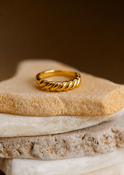 Kaia Ring (Anti-tarnish)