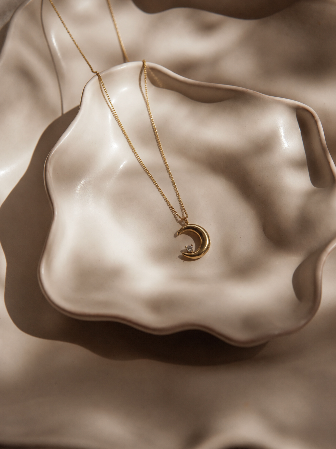 Luna Necklace (Anti-tarnish)