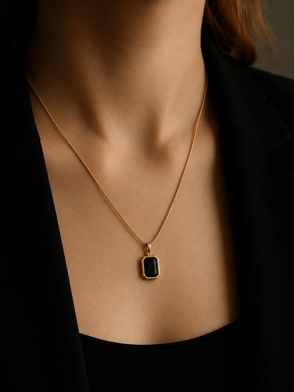 Vera Necklace (Anti-tarnish)