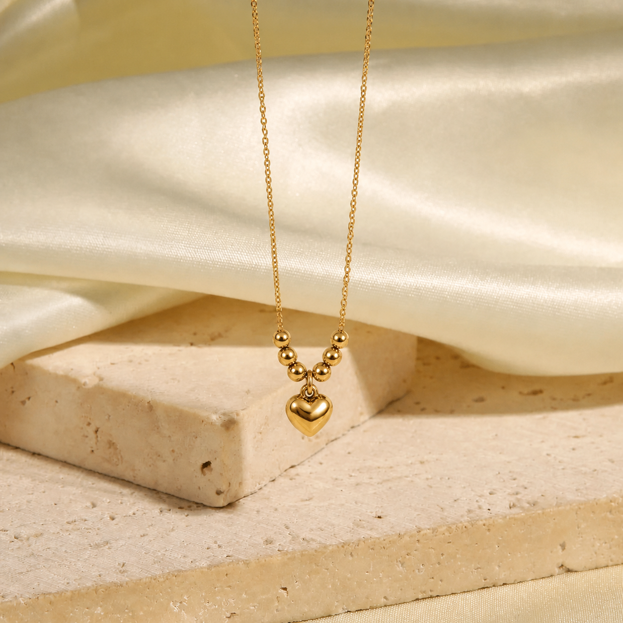 Amara Necklace (Anti-tarnish)